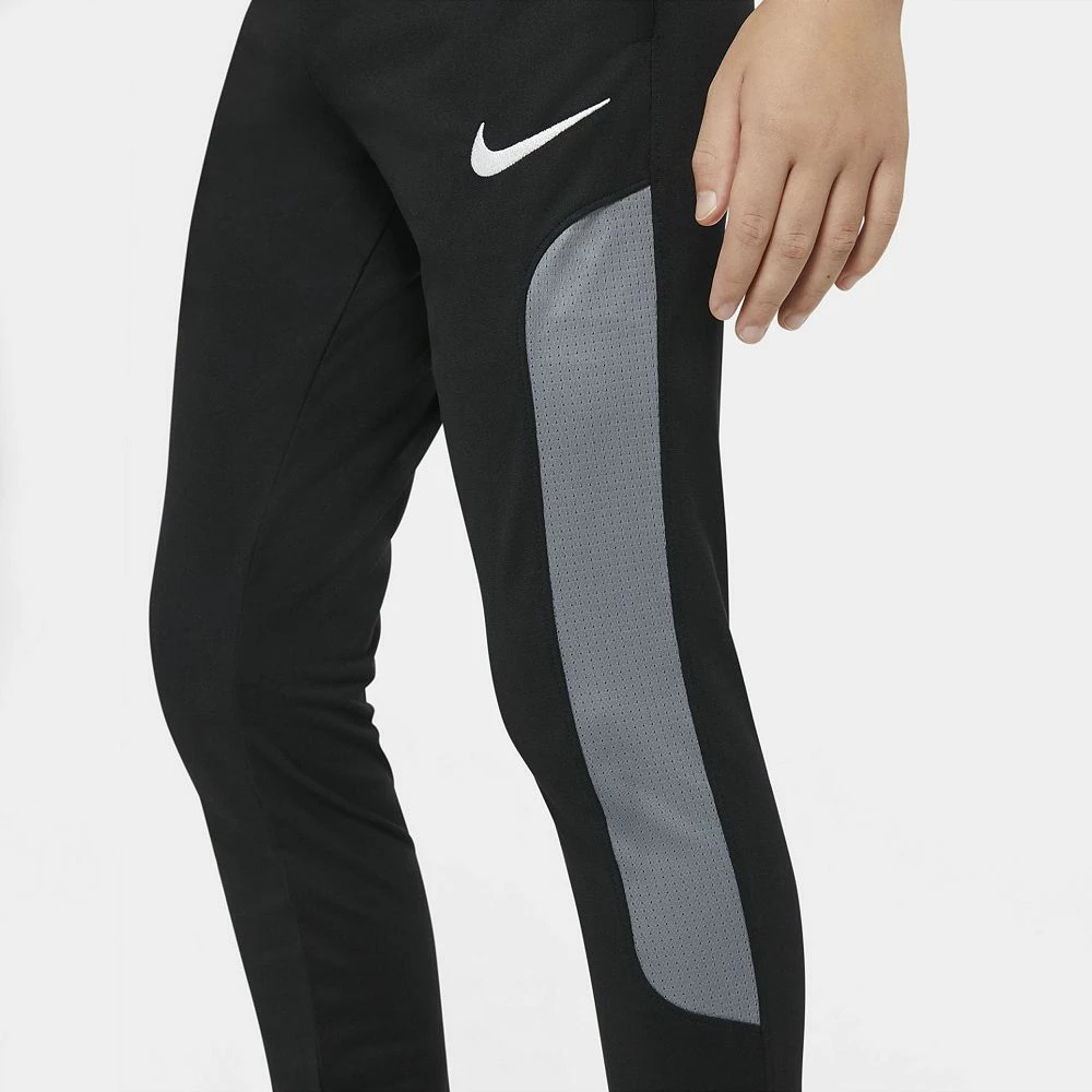 Boys 8-20 Nike Training Pants 12 Boys 8-20 Nike Training Pants - Image 10